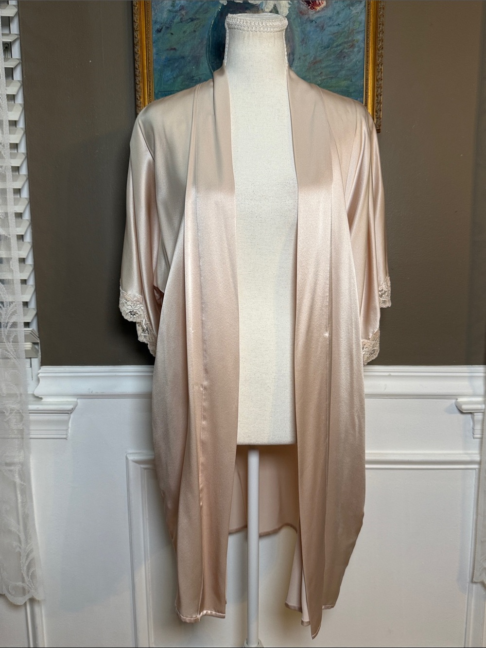Vintage Christine 100% Silk Champagne Lace Robe Small MISSING BELT